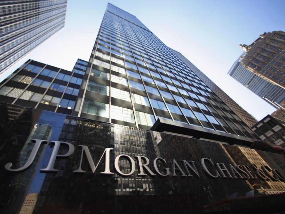 IndexGPT: The U.S. Biggest Bank, J.P. Morgan Is Reportedly Working On A ChatGPT Like AI For Investors 🤯